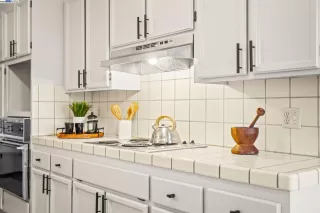 Photo #5: 41118366 Listing