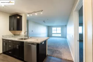 Photo #2: 41118431 Listing