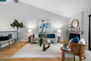 Photo #4: 41118441 Listing