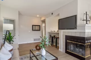 Photo #5: 41118453 Listing 