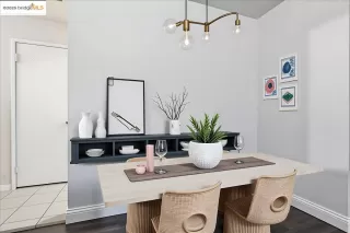 Photo #2: 41118475 Listing 