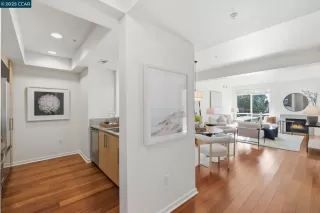 Photo #5: 41118545 Listing 