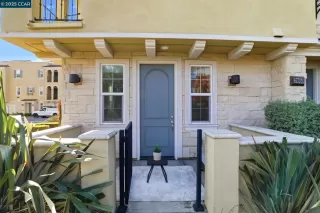 Photo #2: 41118563 Listing