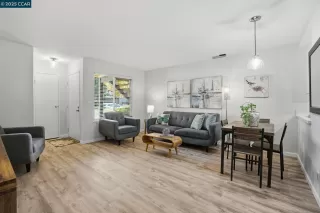 Photo #6: 41118617 Listing 