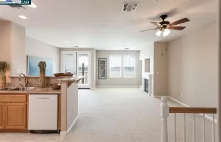 Photo #5: 41118619 Listing 