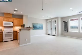 Photo #6: 41118619 Listing 