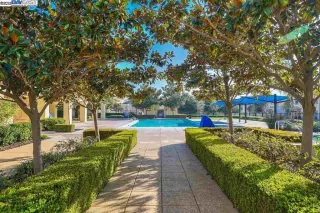 Photo #2: 41118646 Listing 