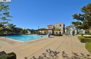 Photo #5: 41118646 Listing 