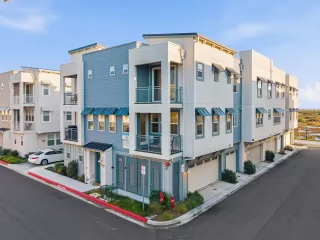 Photo #2: 41118679 Listing