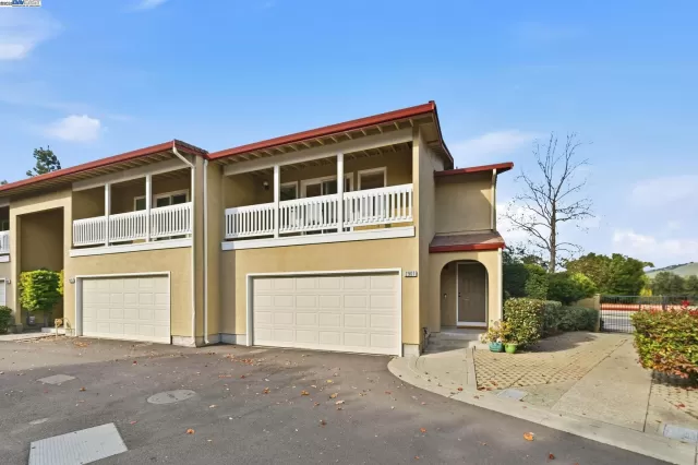 MLS: 41118734 Condo For Sale