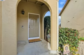 Photo #2: 41118734 Listing 