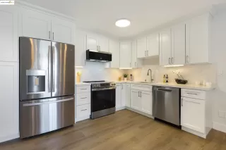 Photo #5: 41118746 Listing