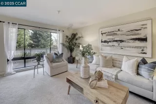 Photo #2: 41118760 Listing 