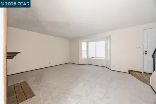 Photo #3: 41118815 Listing 