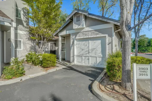 MLS: 41118821 Condo For Sale