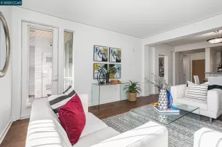 Photo #3: 41118847 Listing