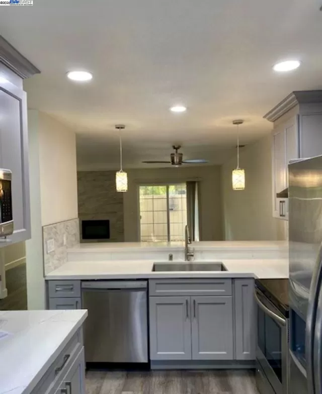 MLS: 41118869 Condo For Sale