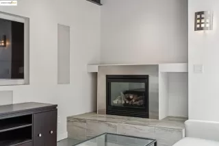 Photo #6: 41118888 Listing