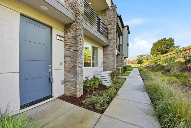 MLS: 41118945 Condo For Sale