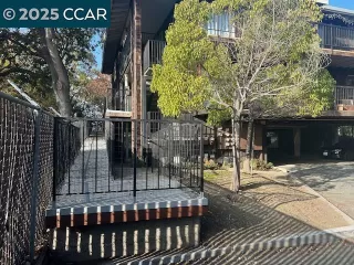 Photo #3: 41118982 Listing 