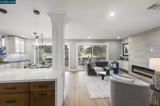 Photo #4: 41118990 Listing