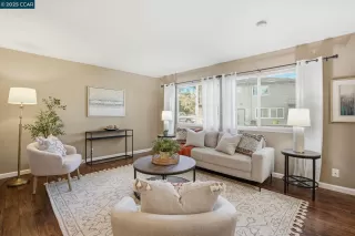 Photo #1: 41119008 Listing