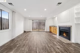 Photo #2: 41119028 Listing