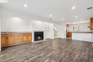 Photo #4: 41119028 Listing