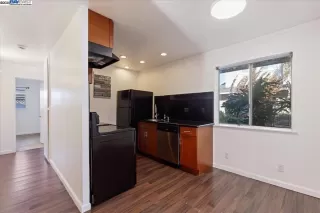 Photo #3: 41119039 Listing