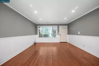 Photo #5: 41119040 Listing