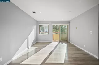 Photo #2: 41119067 Listing 