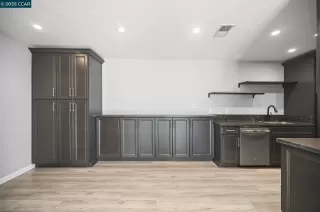 Photo #5: 41119067 Listing 