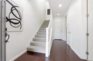 Photo #2: 41119101 Listing