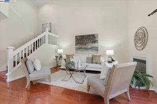 Photo #5: 41119107 Listing