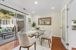 Photo #6: 41119107 Listing