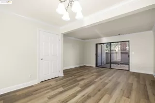 Photo #4: 41119138 Listing