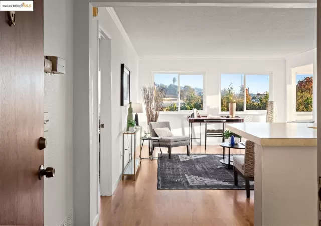 MLS: 41119164 Condo For Sale