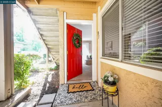 More Details about MLS # 41119166 : 5455 KIRKWOOD DR # B3