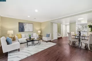 Photo #4: 41119195 Listing