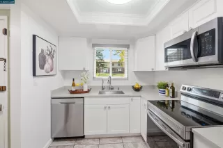 Photo #6: 41119195 Listing