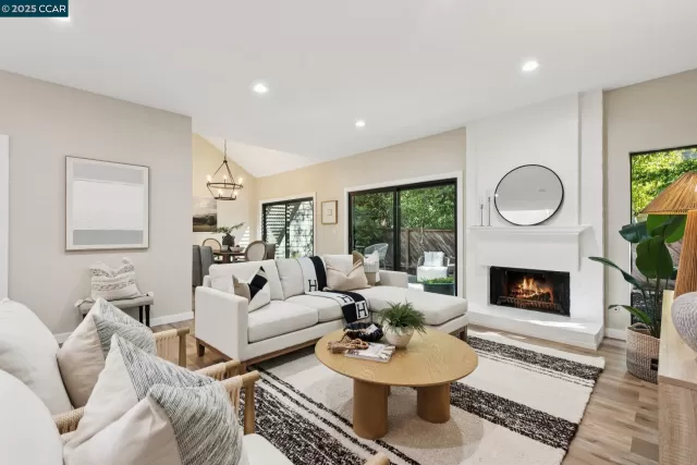 MLS: 41119248 Condo For Sale