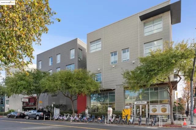 MLS: 41119346 Condo For Sale