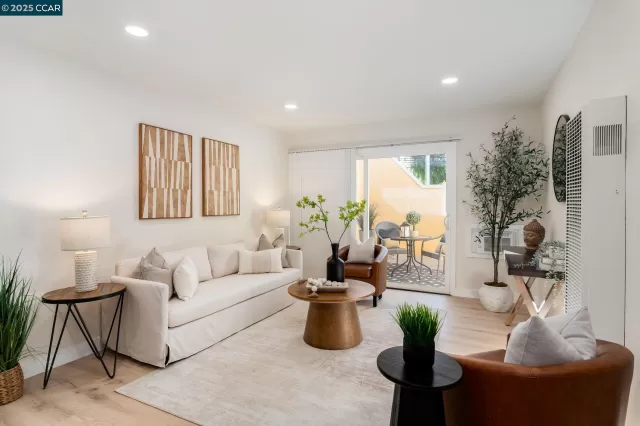 MLS: 41119426 Condo For Sale