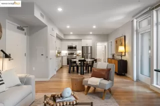 Photo #4: 41119457 Listing 