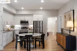 Photo #5: 41119457 Listing 