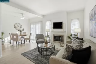 More Details about MLS # 41119459 : 1255 DETROIT AVE # 3