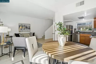 Photo #6: 41119459 Listing 