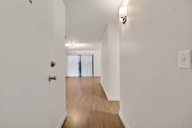 MLS: 41119518 Condo For Sale