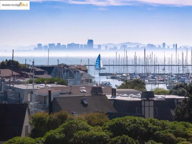 MLS: 41119605 Condo For Sale