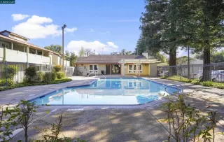 Photo #1: 41119618 Listing